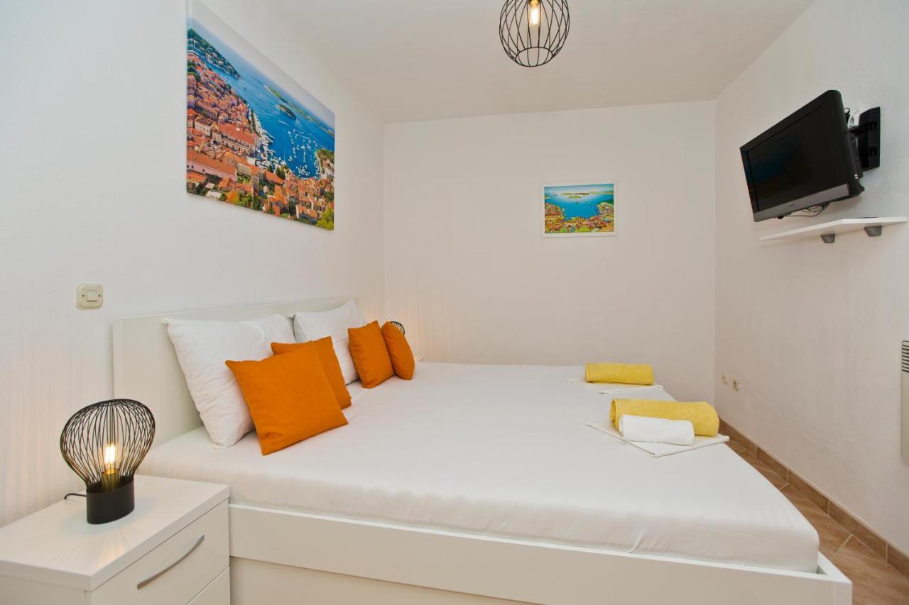 Apartment Zara Hvar Town Exterior photo