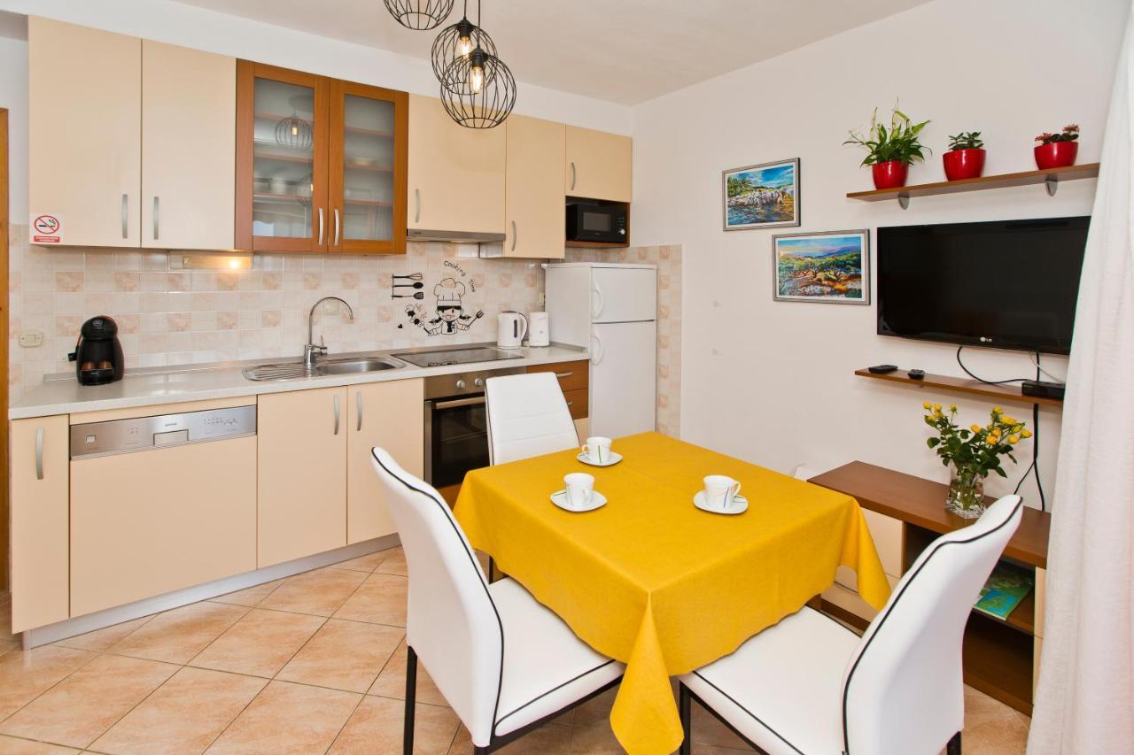 Apartment Zara Hvar Town Exterior photo