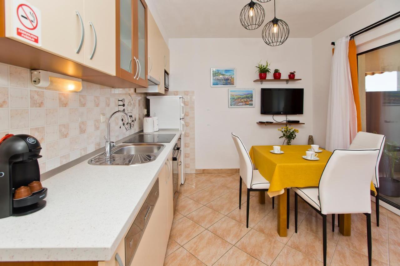Apartment Zara Hvar Town Exterior photo